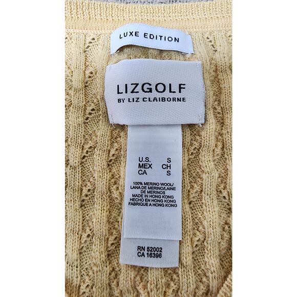 Liz golf  merino wool vest  is perfect on the golf course or for everyday wear - Picture 3 of 6